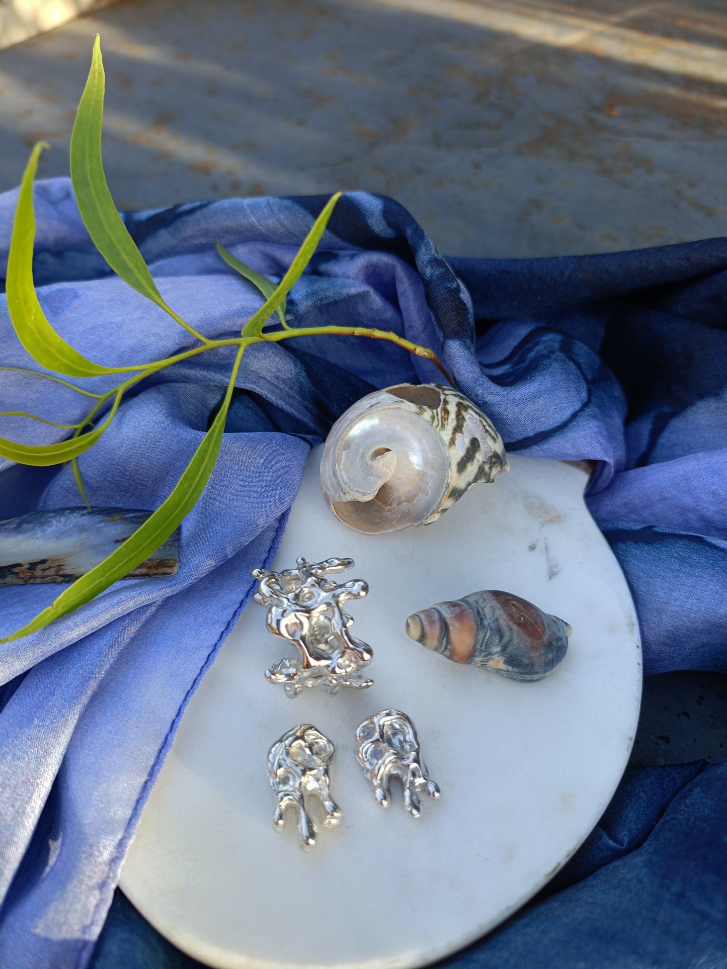 Yewllery Set  Molten Orbit Solid Studs Earrings and Molten Orbit Ring