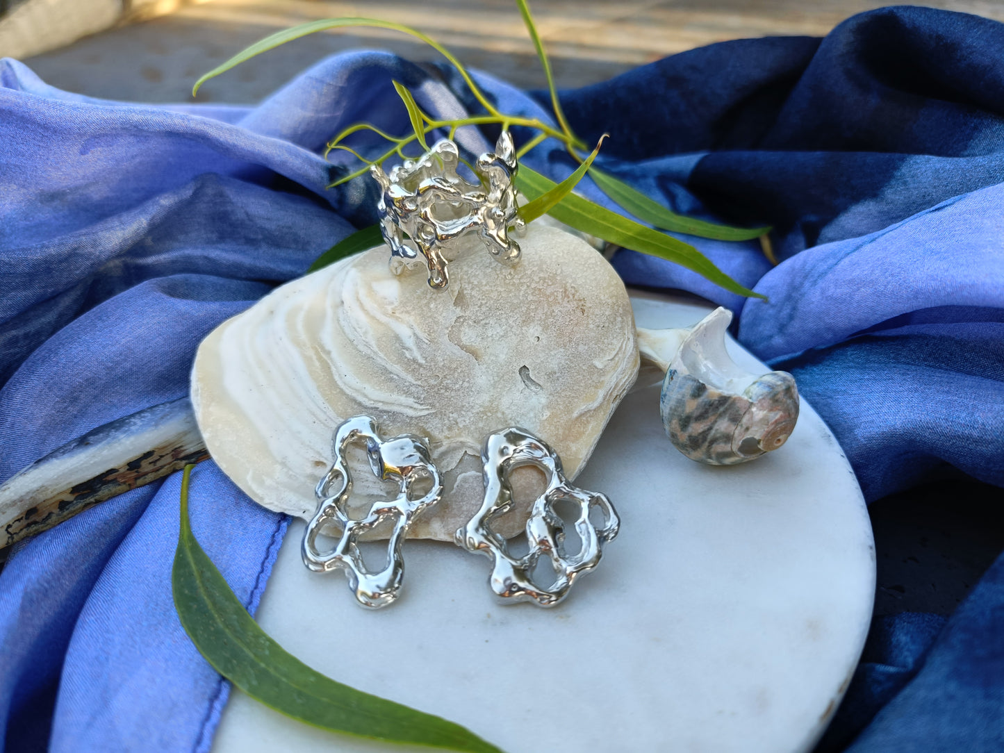 Yewllery Set  Contour Studs Earrings and Molten Orbit Ring