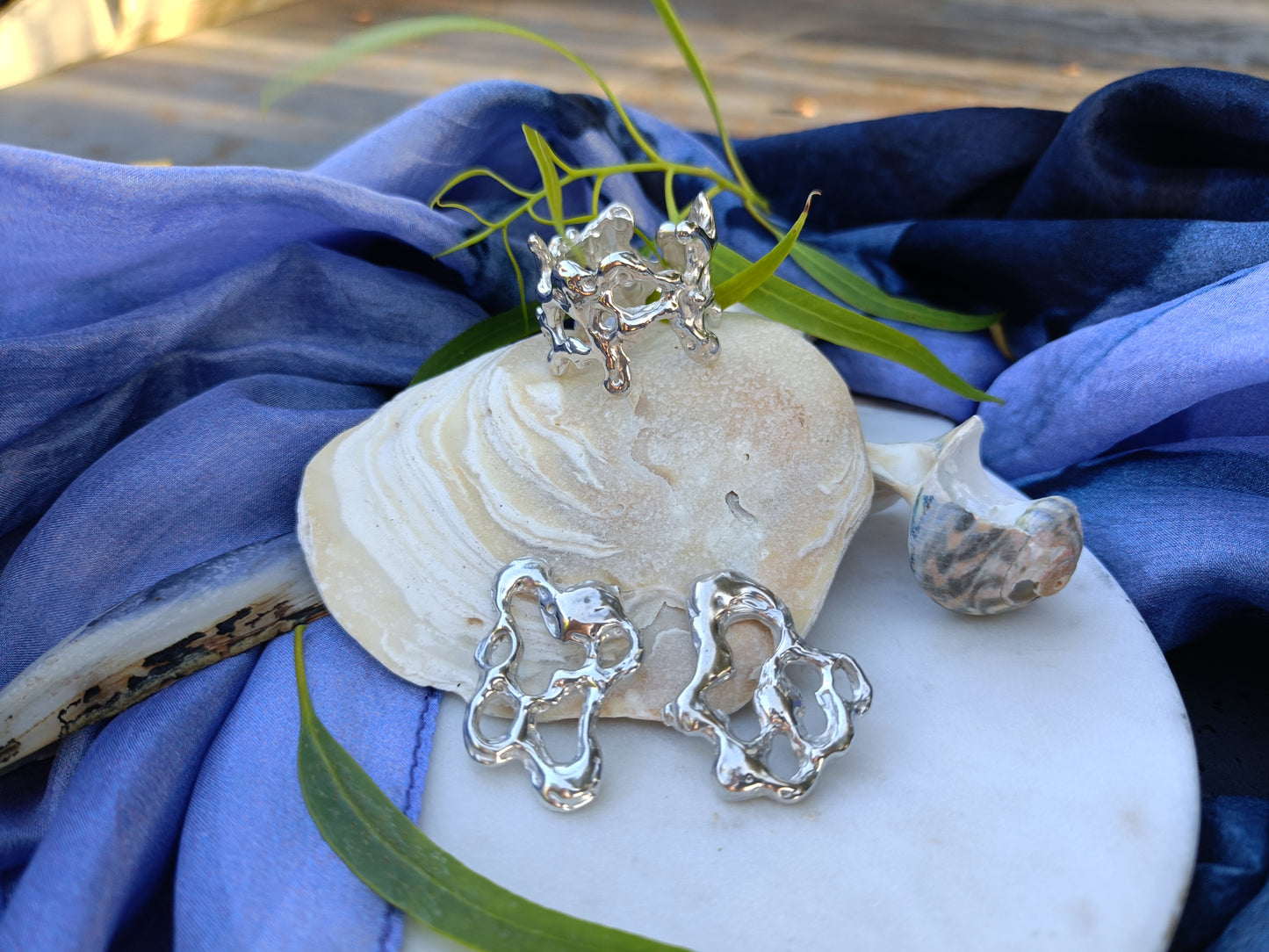 Yewllery Set  Contour Studs Earrings and Molten Orbit Ring