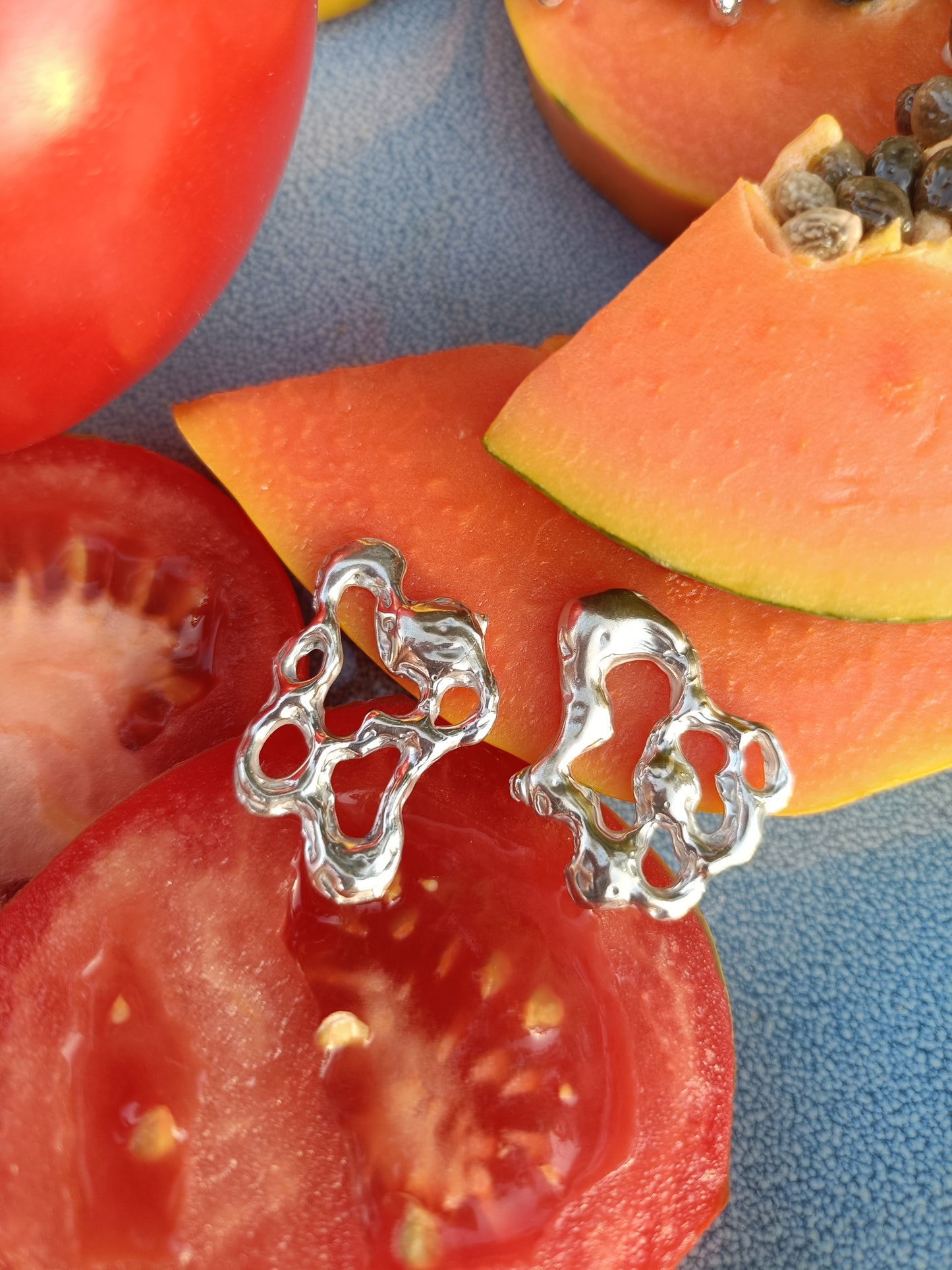 Contour Studs Earrings