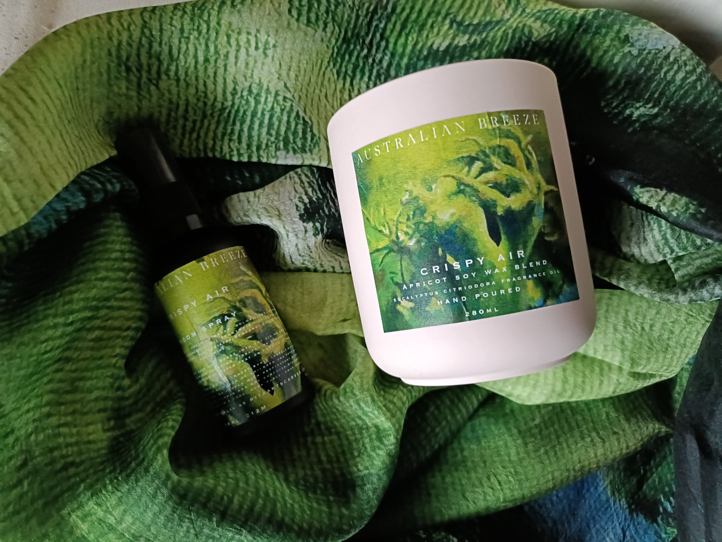 Crispy Air Gift Set – Scarf, Candle & Room Spray